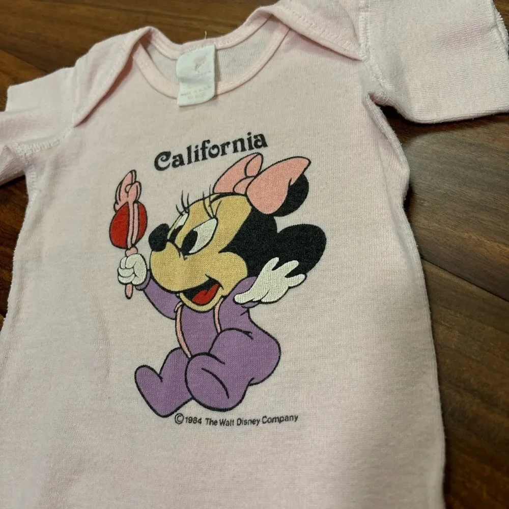 Disney vintage Minnie Mouse California 1984 light pink short sleeve shirt